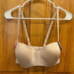 Maidenform Wireless Strapless Balconette Neckline Comfortgrip Lining 36C Beige
